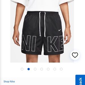 Nike men’s size large shorts